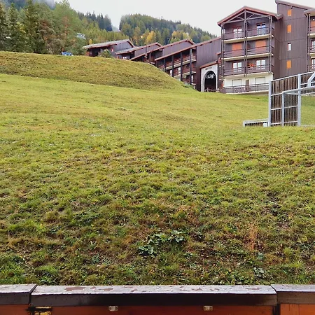 Appart. 2p Avec Balcon, Proche Pistes Et Commerces - Fr-1-755-8 *